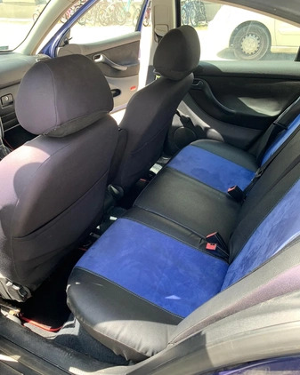 Seat Leon cena 3800 przebieg: 270000, rok produkcji 2004 z Brusy małe 37